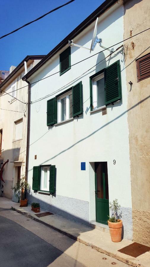 Apartment Vrbenka Vrbnik Extérieur photo
