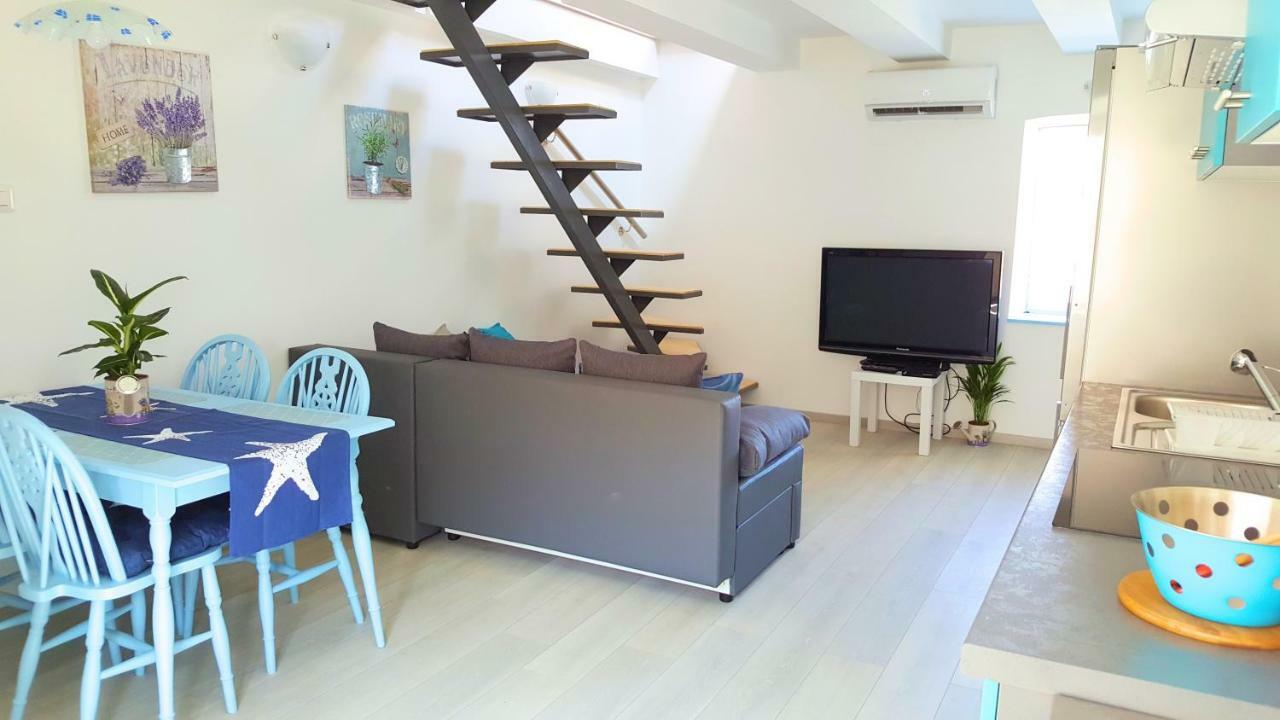 Apartment Vrbenka Vrbnik Extérieur photo