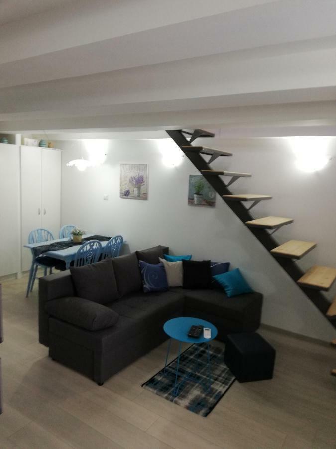 Apartment Vrbenka Vrbnik Extérieur photo